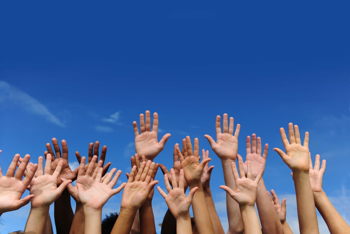 6 Ways to Motivate Employee Advocates on Social Media