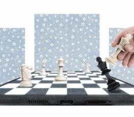 chess board as metaphor for B2B social media strategies.